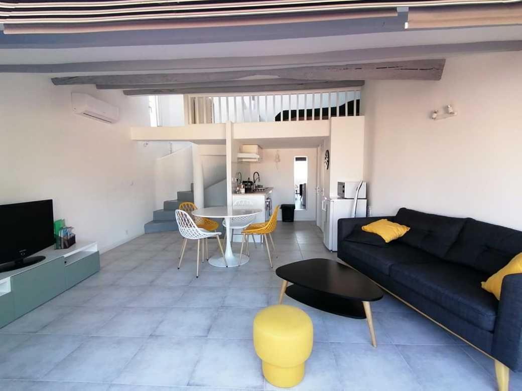 Charmant Appartement Terrasse Sur Les Toits Grasse Exteriör bild